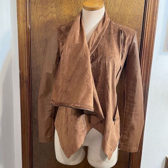 Blank NYC Women’s Brown Faux Suede Long Sleeve Moto Jacket Size Small - Picture 1 of 8